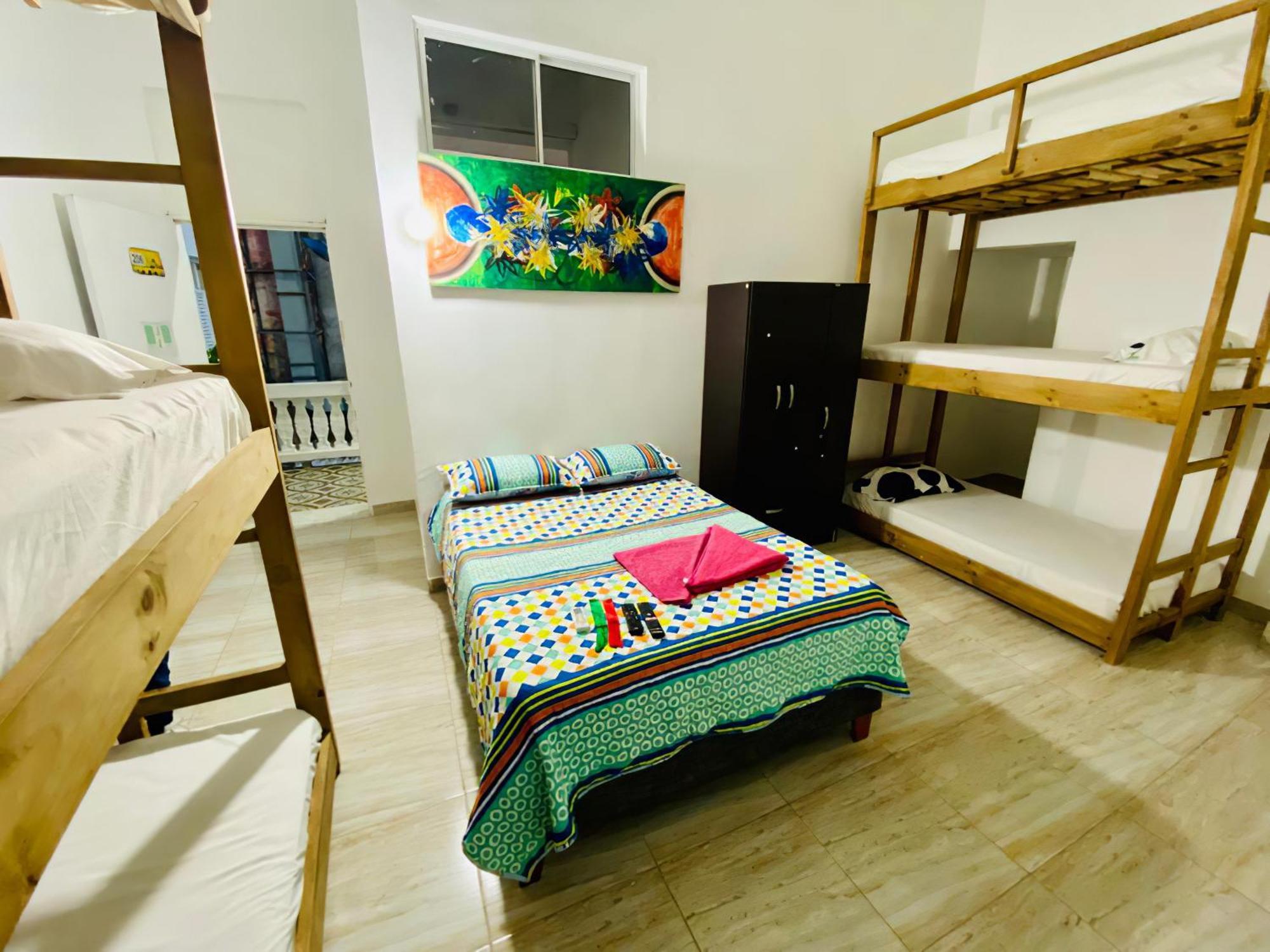 Hostal Badillo Sv Cartagena Екстериор снимка