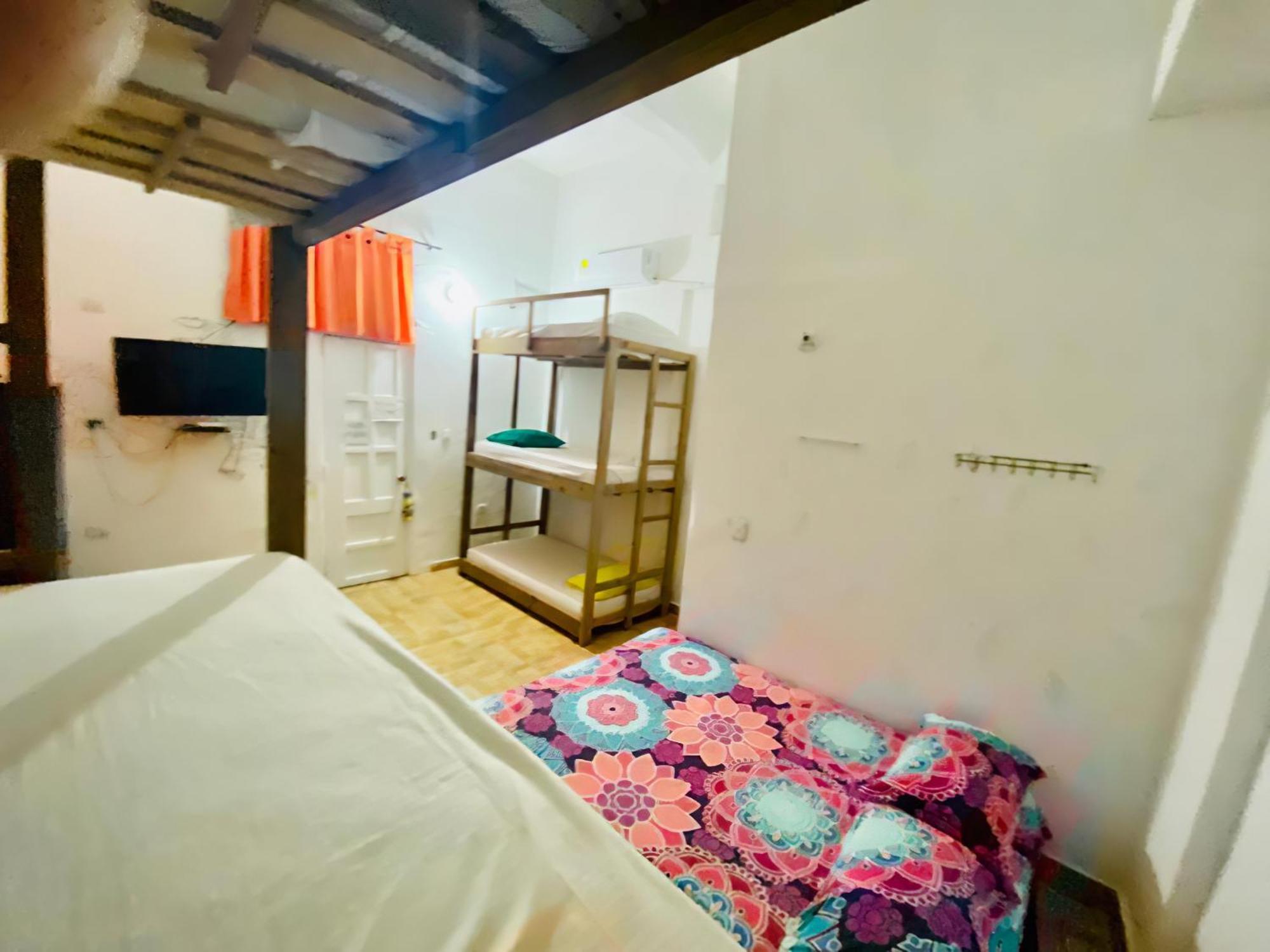 Hostal Badillo Sv Cartagena Екстериор снимка