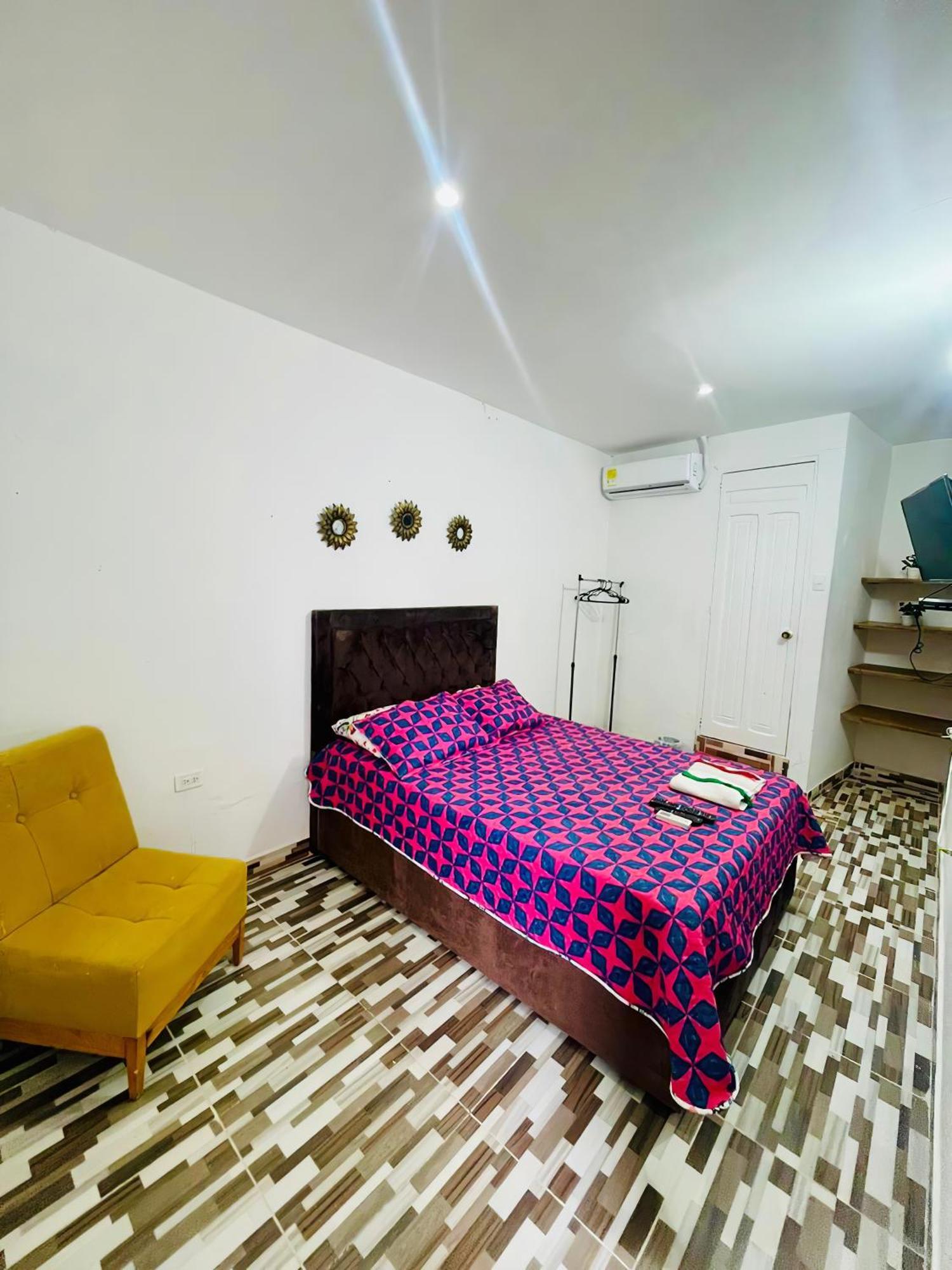 Hostal Badillo Sv Cartagena Екстериор снимка