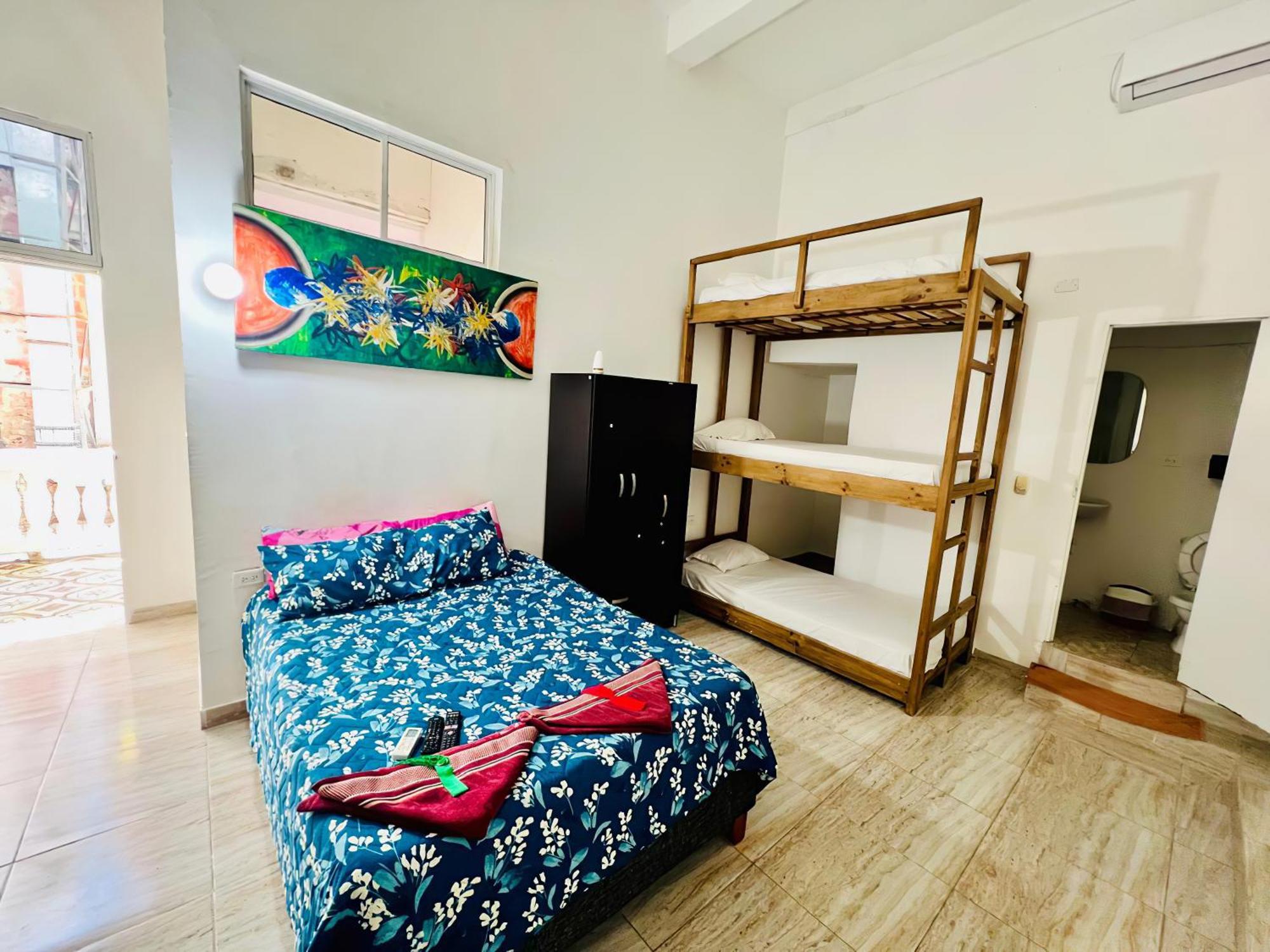 Hostal Badillo Sv Cartagena Екстериор снимка